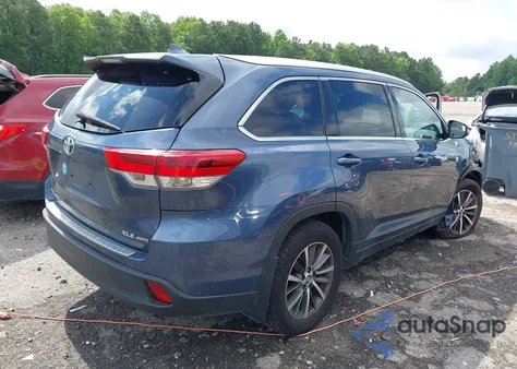 2017 Toyota Highlander Xle из США, поврежденный, VIN 5TDJZRFH0HS446783